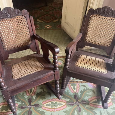 Vendo objetos antiguos y algunos muebles - Img 109879154