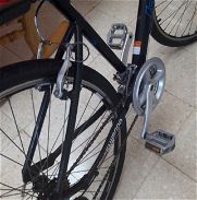 Bicicleta 28 de aluminio cambios chimano en 60 mil pesos - Img 46021349