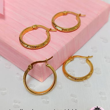 Argollas de acero inoxidable ideales para cualquier ocasión 😊 - 2/5