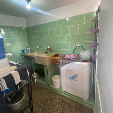 Casa de dos niveles - 5/10