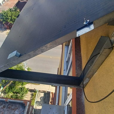 Instalación de paneles solares - 8/10