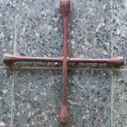 Llave cruz para ruedas (llave de clanes): - Img 57742061
