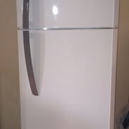 SUPER OFERTA POCO USO GRANDE DE TIENDA 400 DOLARES O EL EQUIVALENTE - Img 57039496