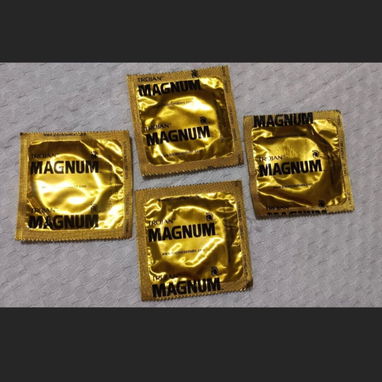 PRESERVATIVOS/CONDONES para su protección. - 3/6