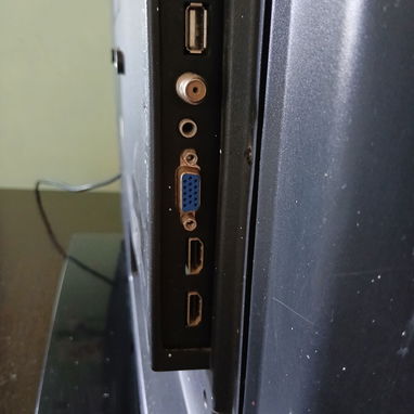 Juego de Sala y TV RCA de 32" - 4/4