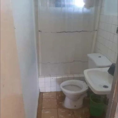 Apartamento en Alamar, 4to piso,1 cuarto,sala-comedor,balcón,cocina,baño,patio de servicio.33m cuadrados. - Img 120171030