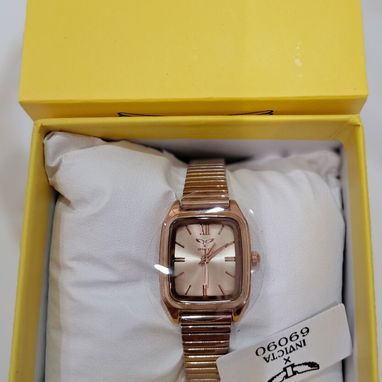 Relojes de mujer Invicta nuevo y Original, con su código de fabricación. - 2/5