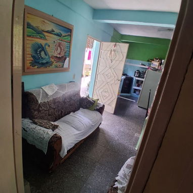 $9500 SIN AJUSTE. En venta 2 aptos  (interior) (PLANTA BAJA Y ALTA) en Lawton. 10 de Octubre - 5/10