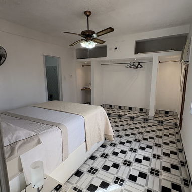 Alquiler de Apartamento en Miramar, Playa, Calle 84. Ubicado cerca del Centro de Negocios, ideal para estudiantes. - 3/10