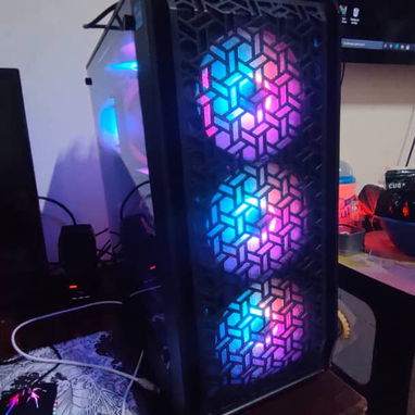 Torre gamer y periférico - Img 118713015