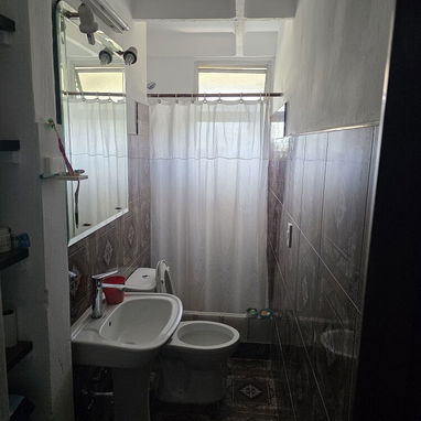 Vendo apto en Nuevo Vedado - 8/10