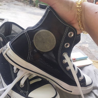 Vendo converse originales son traidos de estados unidos son de uso son un 37-38 mi # 53303311 - Img 123303997