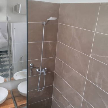🏠 Renta Casas Lineales Habana Vieja. Excelente precio y confort incluído. Renta para extranjeros - Img 115877468