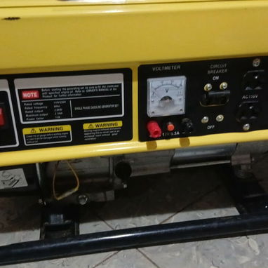 Vendo planta eléctrica prácticamente nueva - Img 124688792