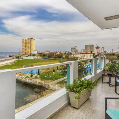 Cod.Z ✨ Apartamento de lujo en el Vedado. Capacidad 6 personas 👥+ baño privado - Img 117757433
