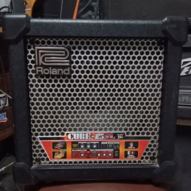 Amplificador de Guitarra Roland CUBE-15XL - Img 122135891
