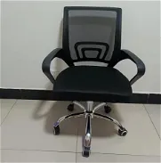 Buros y sillas de oficina - Img 45860688