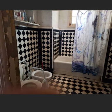 Ref # 13.En oferta!! Preciosa casa independiente con 4 cuartos, garaje y patio . Aproveche e invierta!!! - 8/10