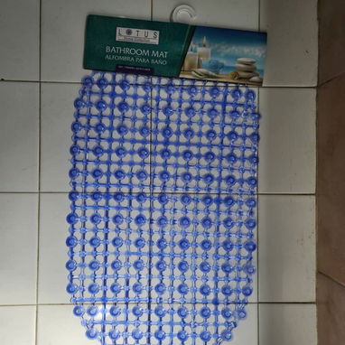 Alfombras antideslizantes para baño - Img 117668741