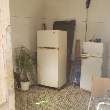 Se vende casa a una cuadra de la calzada de 10 de octubre - Img 121989494