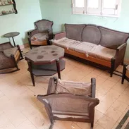 EN VENTA JUEGO DE SALA ANTIGUO Y OTROS MUEBLES. TODO EN BUEN ESTADO. BUENOS PRECIOS CON DESCUENTO PARA TRANSPORTE !!! - Img 55691816