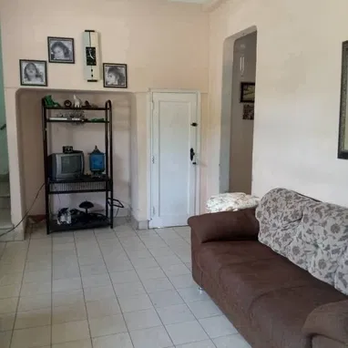 Se vende casa totalmente independiente en el Sevillano - Img 119127593
