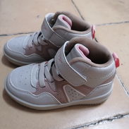 Zapatos para niños número 9 USA (26 aqui) - Img 54828277