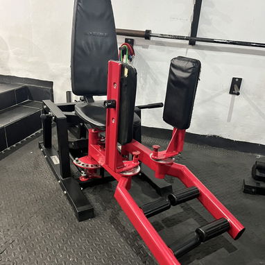Ganga !!! GIMNASIO COMPLETO EN VENTA MÁQUINAS PISO ACCESORIOS TV NEVERA , tú mejor oportunidad de negocio - 10/10