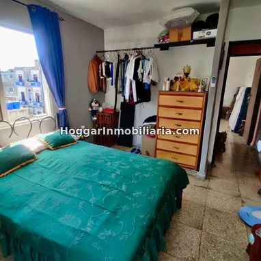 GG-176. ¡APARTAMENTO IMPECABLE DE 2 CUARTOS EN EL CERRO CON GRAN TERRAZA PRIVADA EN AZOTEA Y HERMOSA - 5/10