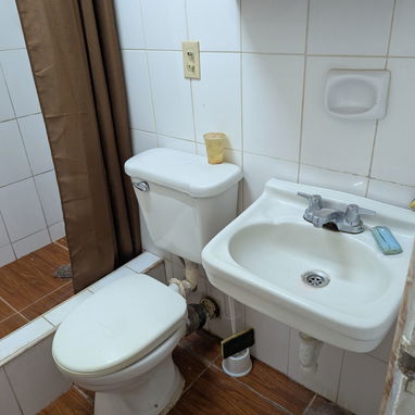 Se vende apartamento zona 5 de Alamar con teléfono y garaje - Img 108766178