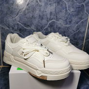 Tenis de Mujer, #37.5 - 25USD - Img 57034680