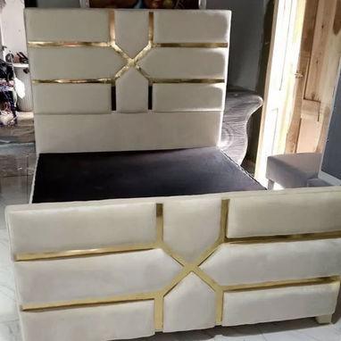 Las mejores camas tapizadas Y LOS MEJORES COLCHONES DE ESPUMA Y CON MUELLES CELLADOS Al vacío  📍no dudes en contactarno - Img 122993236