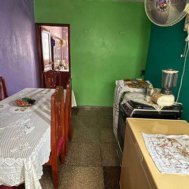 Casa en altos a una cuadra de la Avenida 51 en La Ceiba, Playa - Img 123930074