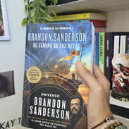Libros de Brandon Sanderson Originales - Img 54828052