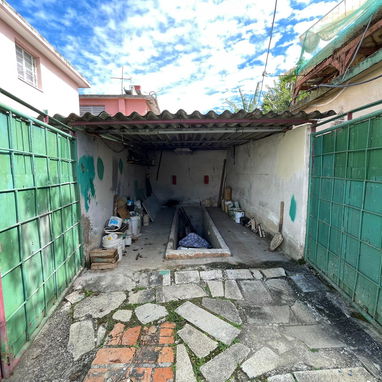 Casa en boyeros el trigal ‼️ Propiedad de más de 300m cuadrados, dos casas en una ‼️ - Img 126692252