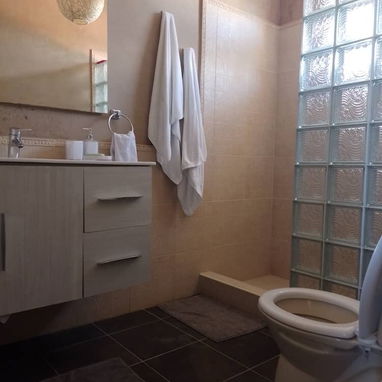 Casa cerca de La Habana y playas del Este – 3 hab c/baño privado – 40 USD por hab – Planta eléctrica - Img 119587958
