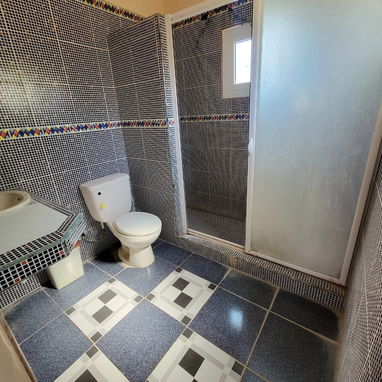 🏠 Casa Con Piscina En Guanabo de 6 habitaciones. 💡 Paneles Solares instalados. 👥Capacidad para 18 personas - Img 117533787
