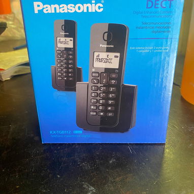 TELEFONO INALAMBRICO DE DOS BASES PANASONIC SIN CONTESTADORA NUEVOS EN CAJA!!! - Img 116610688