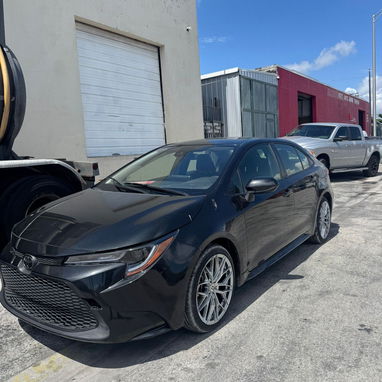 Vendo un negocio toyota Corolla, 2022 con 70,000 km - Img 113379227