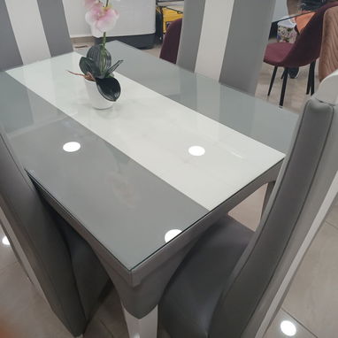 Juegos d comedor tapizados - Img 116704313