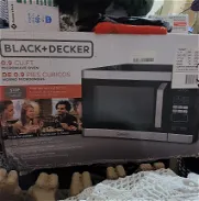 Microwave Black+Decker de 0.9 pies cubicos nuevo en caja garantia-150usd - Img 45776910