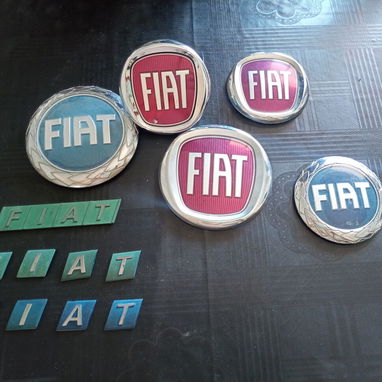 Vendo carteles o emblemas de carros/autos Hyundai, Toyota, Picanto , Peugeot, Fiat - 5/5