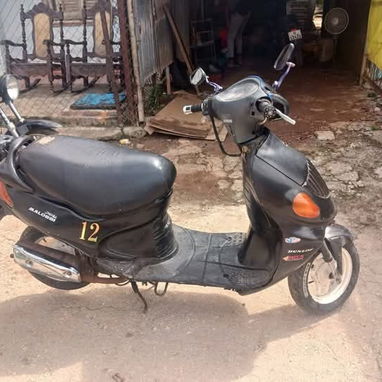 Moto Automática 2T - Img 122712190