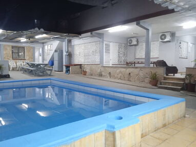 Casa de alquiler con piscina y 8 habitaciones! En Guanabo! - Img main-image