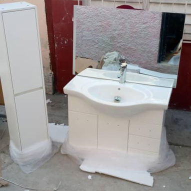 Muebles para baño con lavamanos - Img 112536339