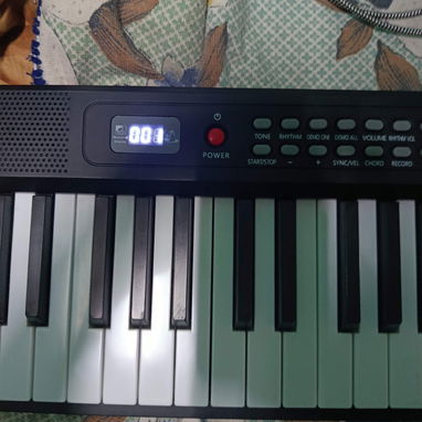 Piano en 200 USD o 170 si vienes a buscarlo, cotorro 54488749 - Img 120913043