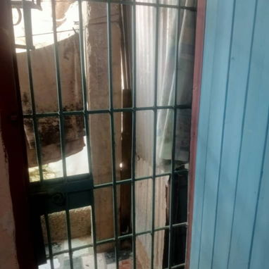SE VENDE ESTA CASA EN MARIANAO 67/132 Y 130 - 7/10