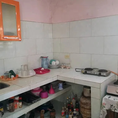 Se vende casa en Guanabo buena zona Habana del Este - Img 122875385