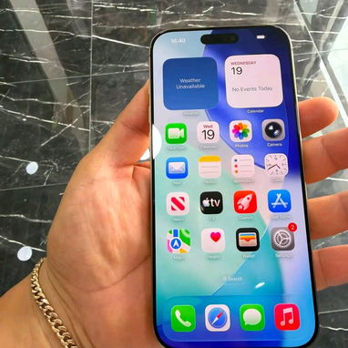 iPhone 16 Pro Max (SIM Física) - 2/2