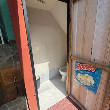 VENTA DE CASA CON DOS NEGOCIOS GANGA‼️ - 8/10